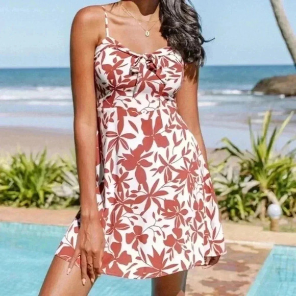 Cupshe Dresses & Skirts - CUPSHE DITSY FLORAL TIE FRONT MIDI DRESS SIZE XS NWT